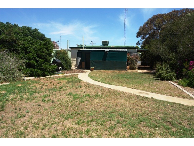 7 Edith Street, Moonta Bay SA 5558