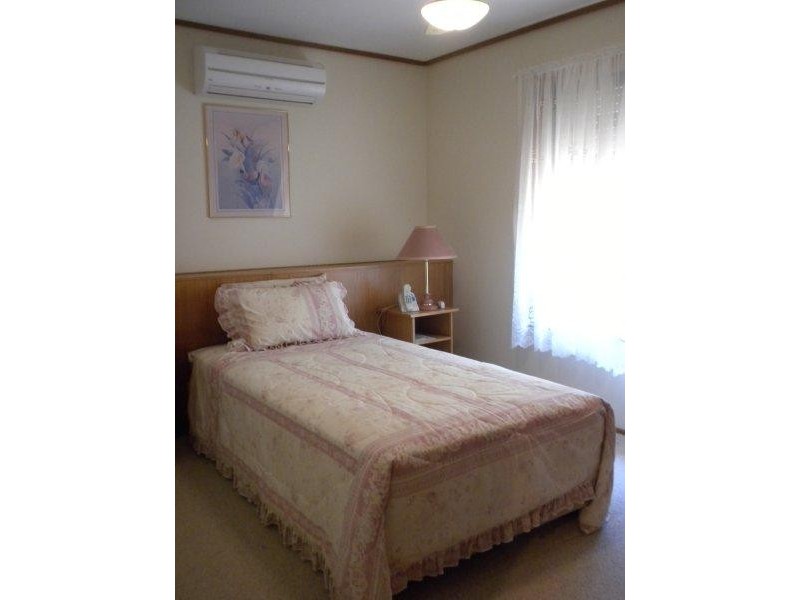 8 Duffield Road, Port Broughton SA 5522