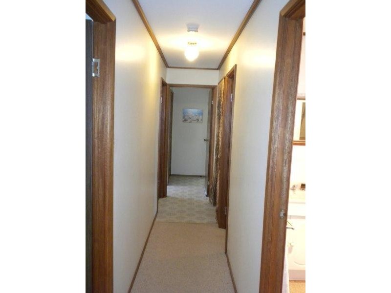 8 Duffield Road, Port Broughton SA 5522