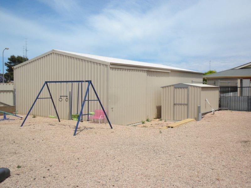 1 Harbison Street, Moonta Bay SA 5558