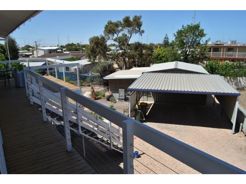 10 Lucy Street, Moonta Bay SA 5558