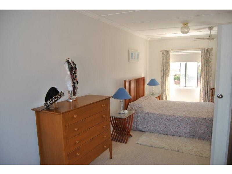 10 Lucy Street, Moonta Bay SA 5558