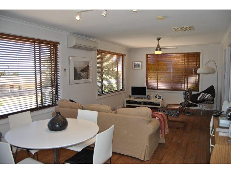 10 Lucy Street, Moonta Bay SA 5558