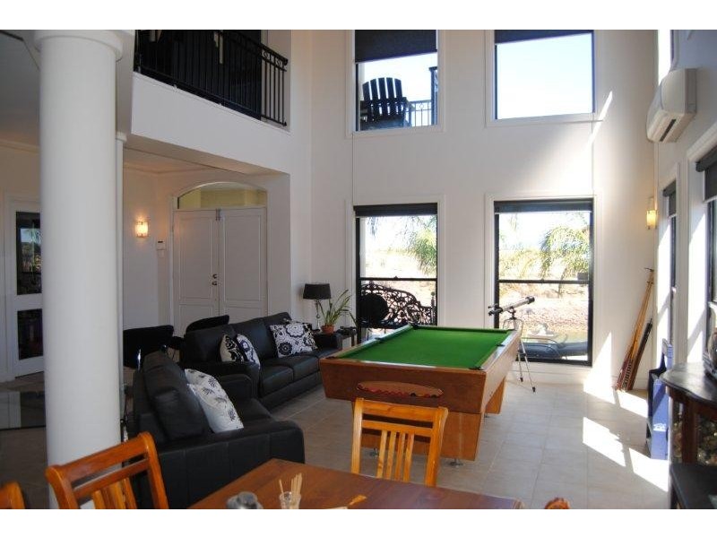 4 Stately Way, Wallaroo SA 5556