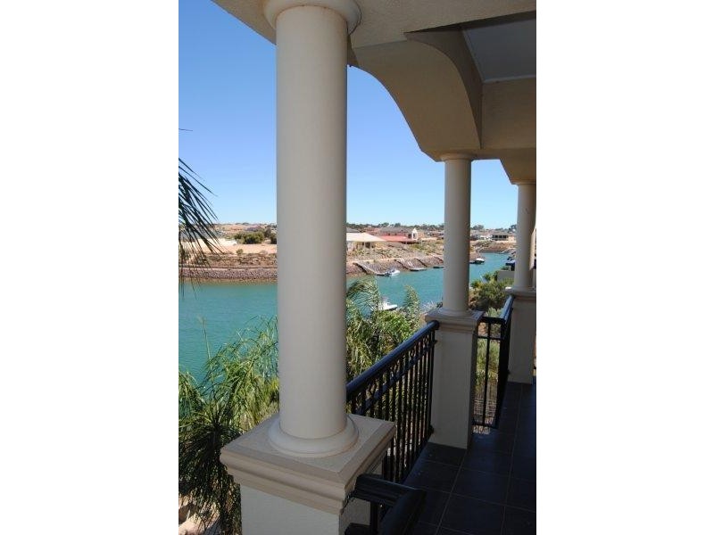 4 Stately Way, Wallaroo SA 5556