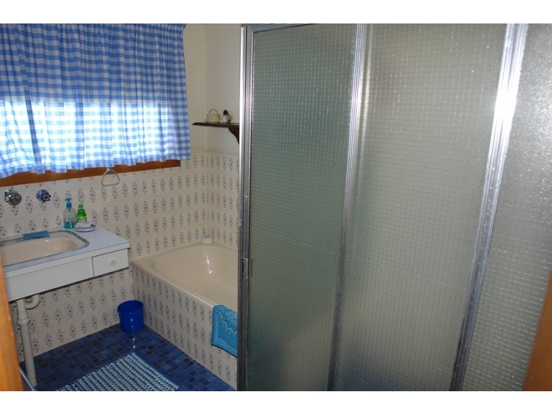 35 Hughes Avenue, Moonta Bay SA 5558