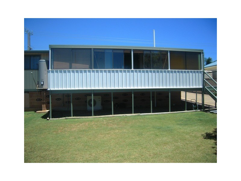 35 Hughes Avenue, Moonta Bay SA 5558