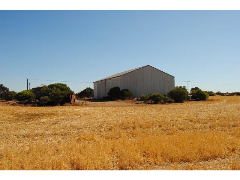 Sec 648 and 649 cnr Hazelgrove and Fairfield Roads, Kadina SA 5554