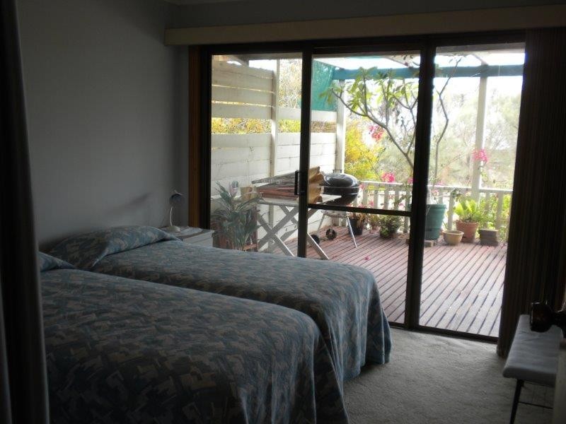 6 Pinwattle Place, The Pines SA 5575