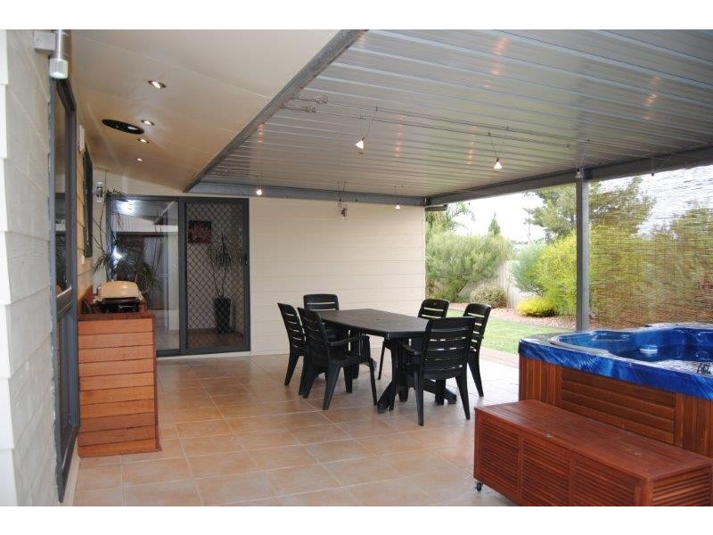 14 Wales Street, Wallaroo SA 5556