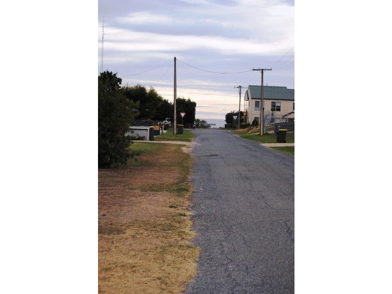 14 Stuckey Street, Moonta Bay SA 5558