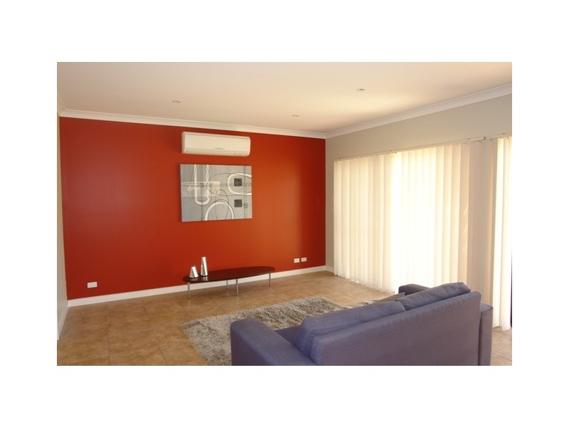 1b Tipara Court, Moonta Bay SA 5558