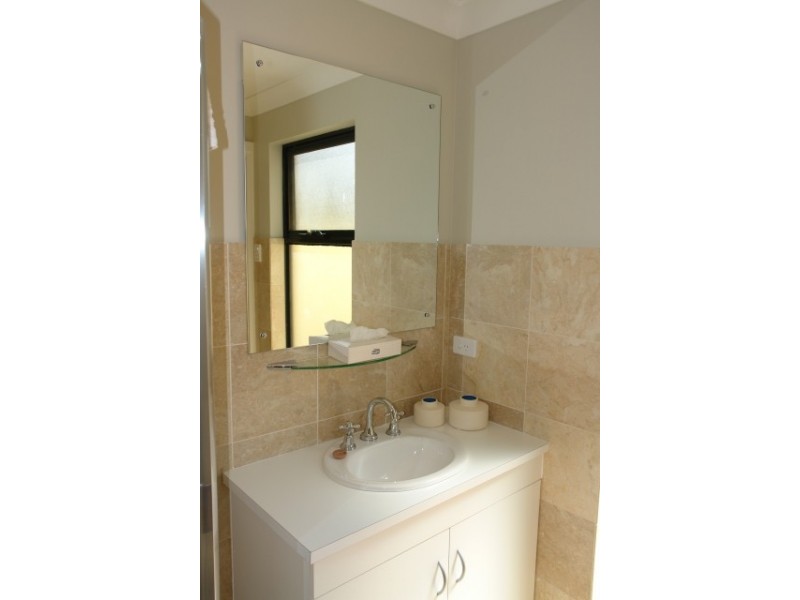 1b Tipara Court, Moonta Bay SA 5558