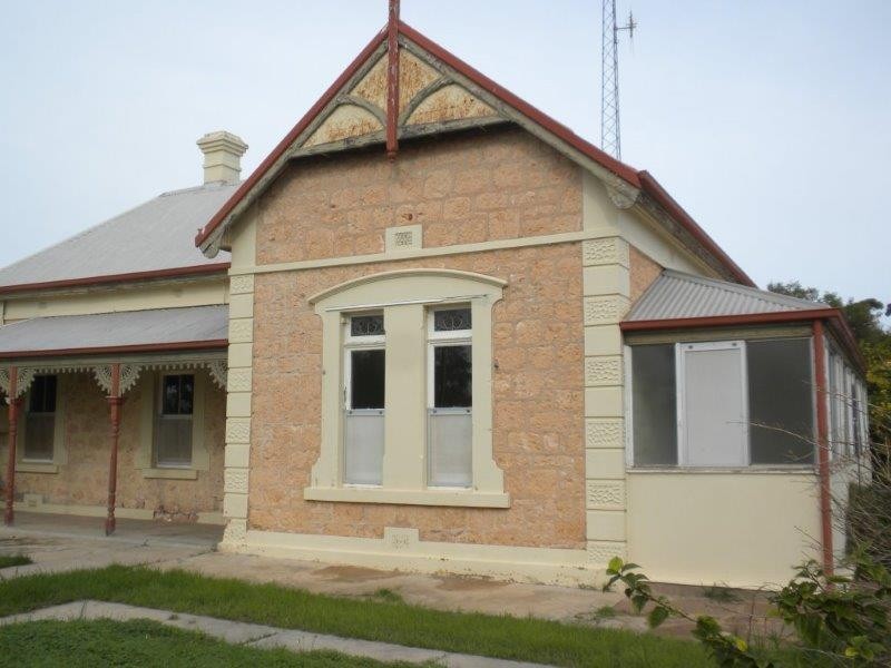 31 Caroline Street, Moonta SA 5558