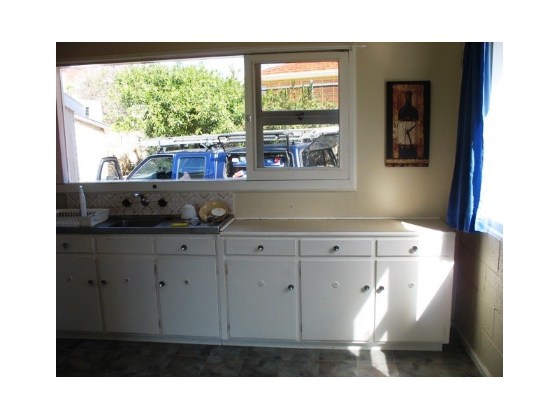 4 bowden, Moonta Bay SA 5558