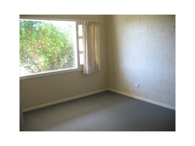 4 bowden, Moonta Bay SA 5558