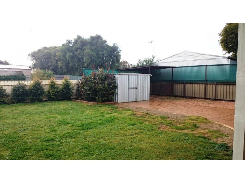 100 Bay Road, Moonta Bay SA 5558