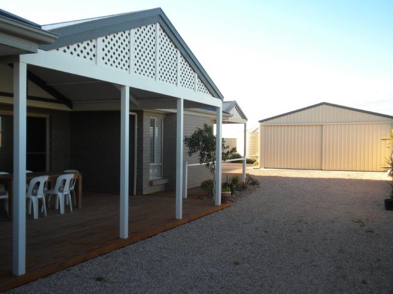 14 Keen Street, Moonta Bay SA 5558