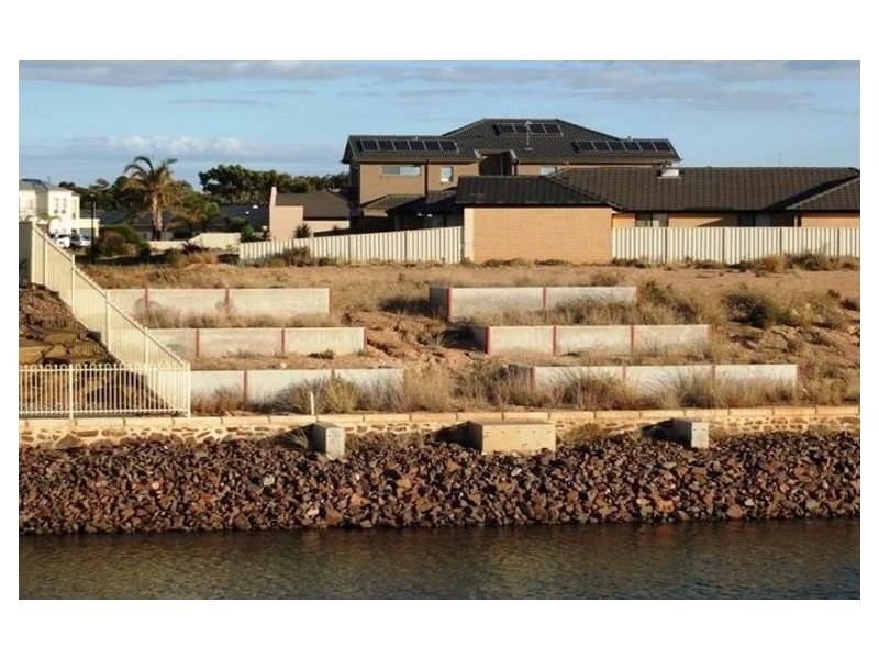 Lot 814 (109) Gilmore Crescent, Wallaroo SA 5556