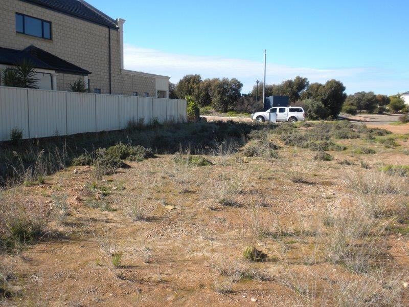Lot 814 (109) Gilmore Crescent, Wallaroo SA 5556