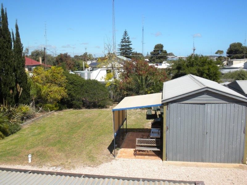 10 Percy Street, Moonta Bay SA 5558