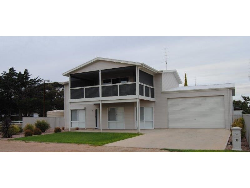 14 Stuckey Street, Moonta Bay SA 5558