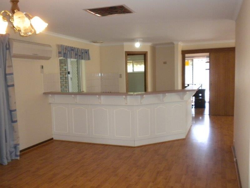 113 Bay Road, Moonta Bay SA 5558