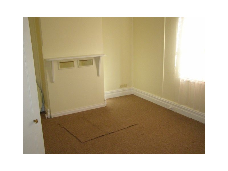 8 Caroline street, Maitland SA 5573