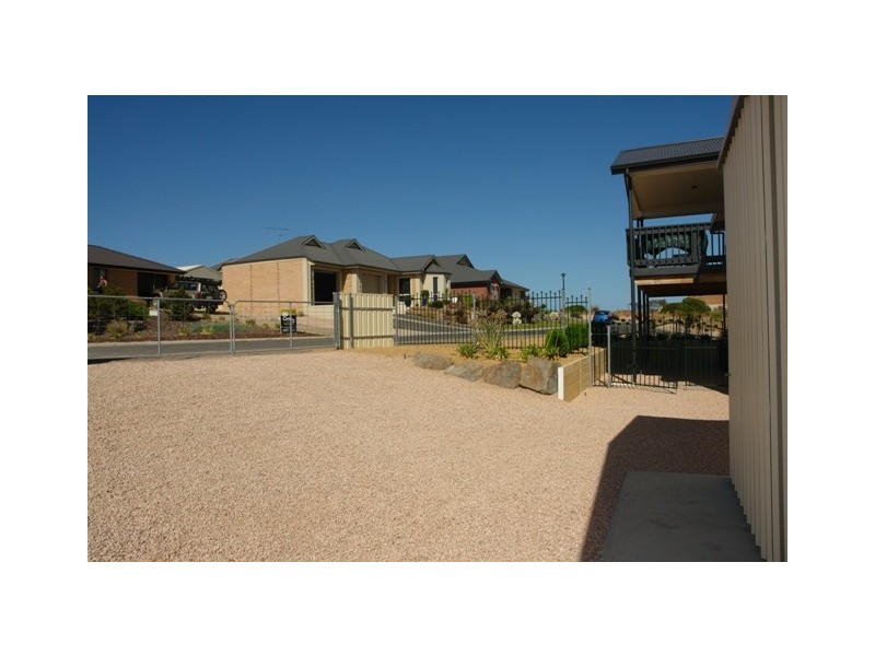 6 Hosking Place, Moonta Bay SA 5558