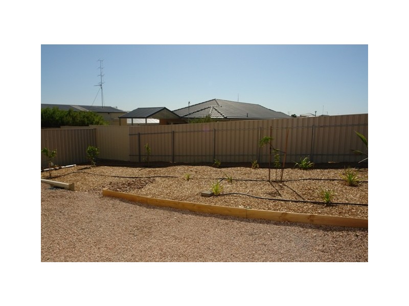 6 Hosking Place, Moonta Bay SA 5558