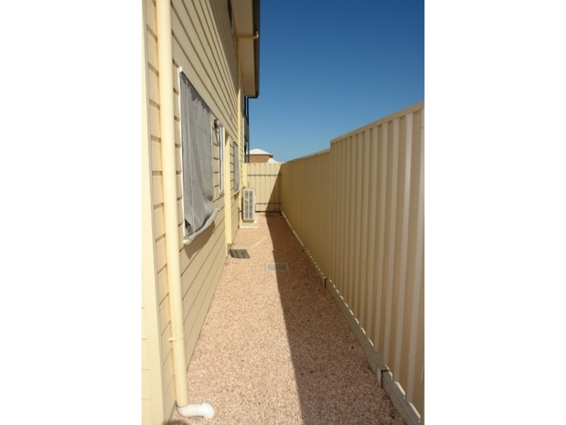 6 Hosking Place, Moonta Bay SA 5558