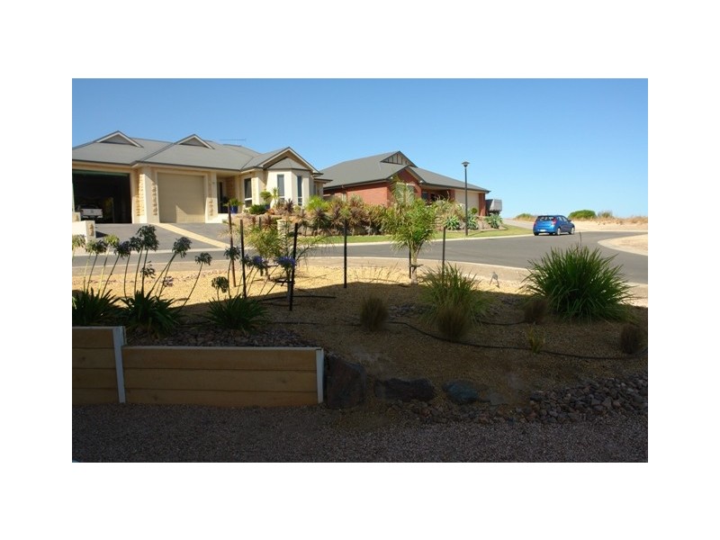 6 Hosking Place, Moonta Bay SA 5558