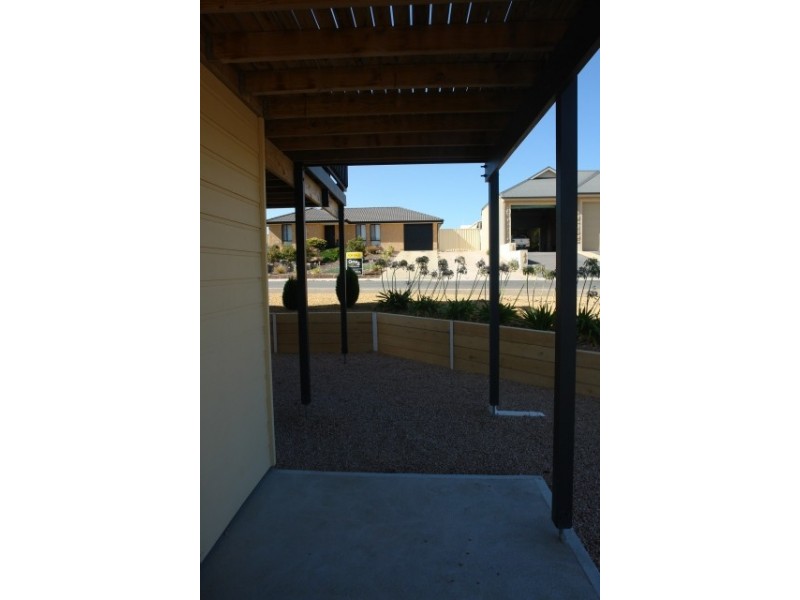 6 Hosking Place, Moonta Bay SA 5558