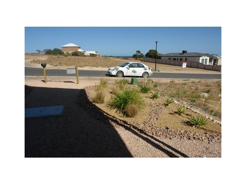 6 Hosking Place, Moonta Bay SA 5558