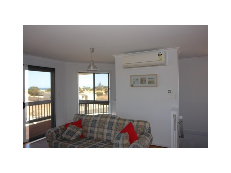 6 Hosking Place, Moonta Bay SA 5558