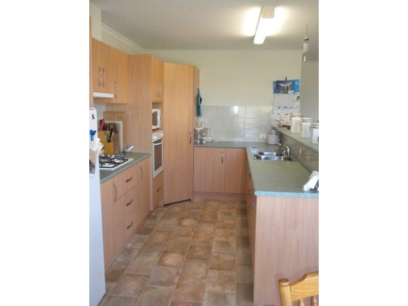 6 Murrin Street, Moonta Bay SA 5558