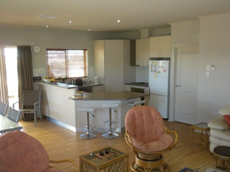 15 Brokenshire Street, Moonta Bay SA 5558