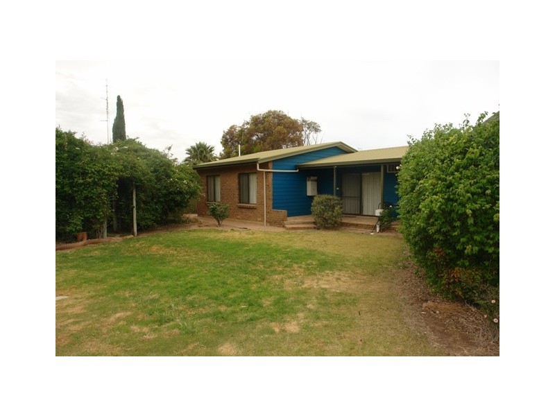 25 Rossiters Road, Moonta Bay SA 5558