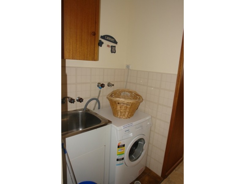 25 Rossiters Road, Moonta Bay SA 5558