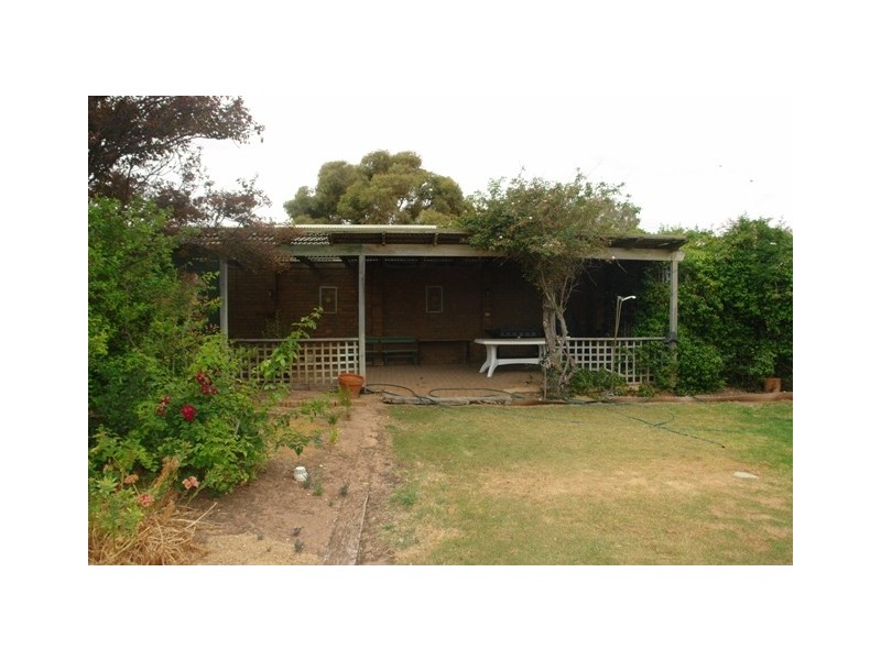 25 Rossiters Road, Moonta Bay SA 5558