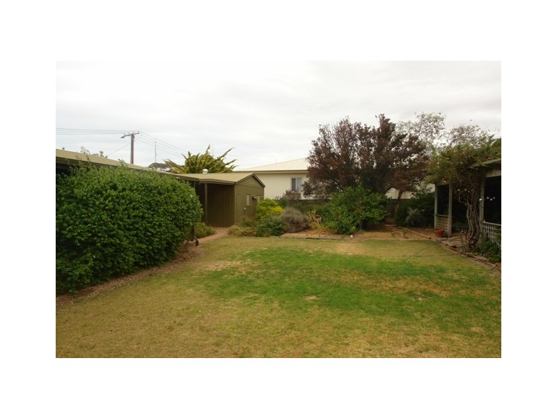 25 Rossiters Road, Moonta Bay SA 5558