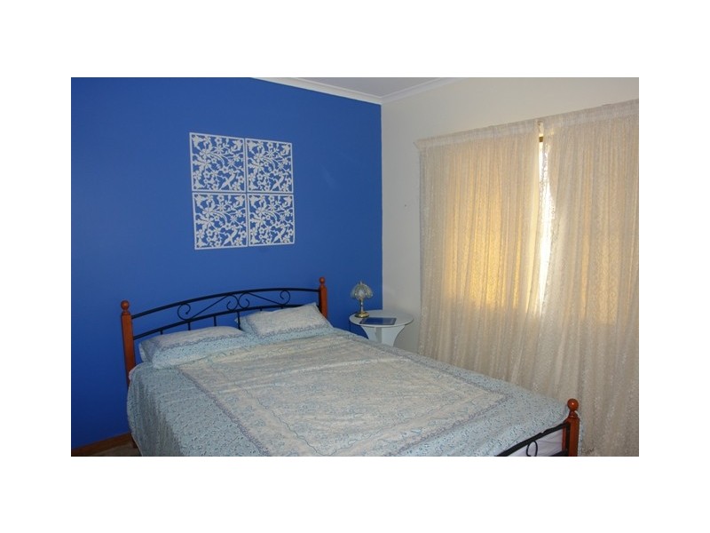 25 Rossiters Road, Moonta Bay SA 5558