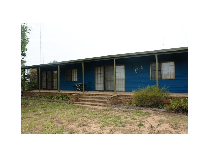 25 Rossiters Road, Moonta Bay SA 5558