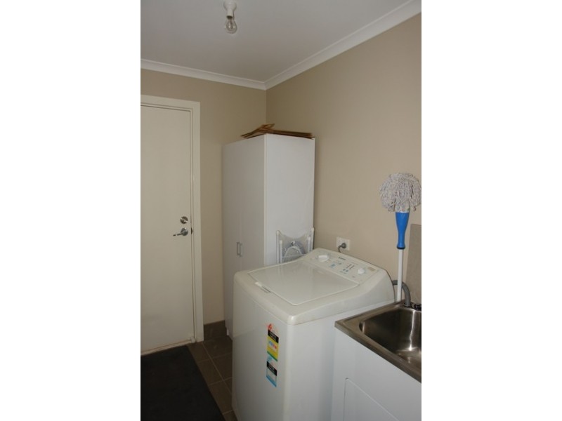 23 Moontana Ave, Moonta Bay SA 5558