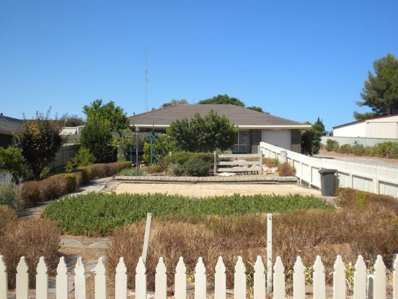 113 Bay Road, Moonta Bay SA 5558