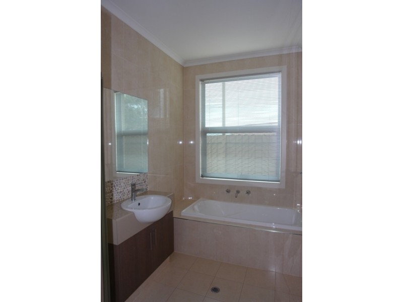 3/6 Hughes Avenue, Moonta Bay SA 5558