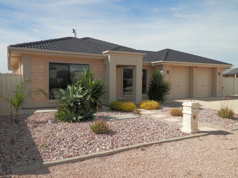 22 Clarke Street, Wallaroo SA 5556