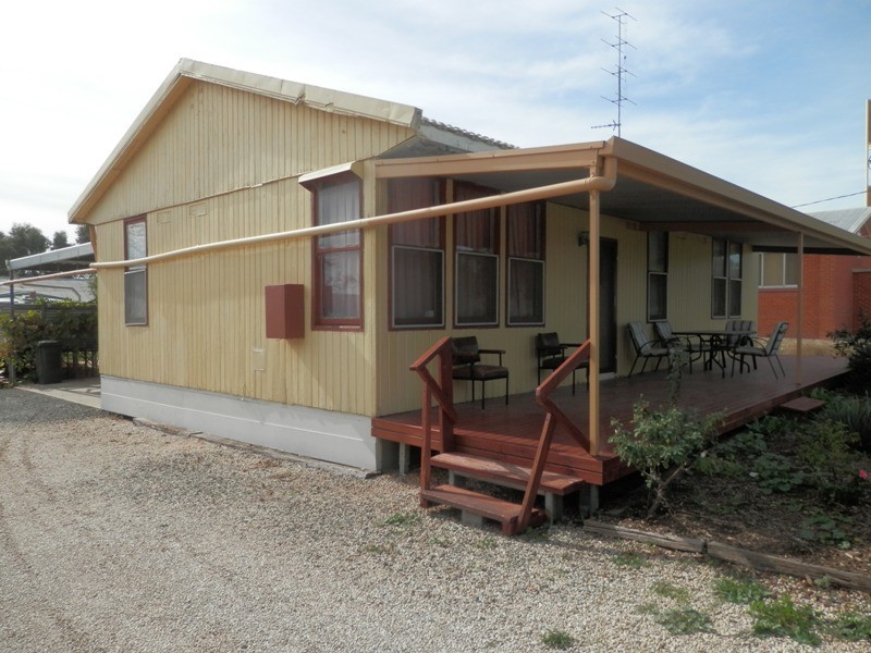 37 South Terrace, Blyth SA 5462