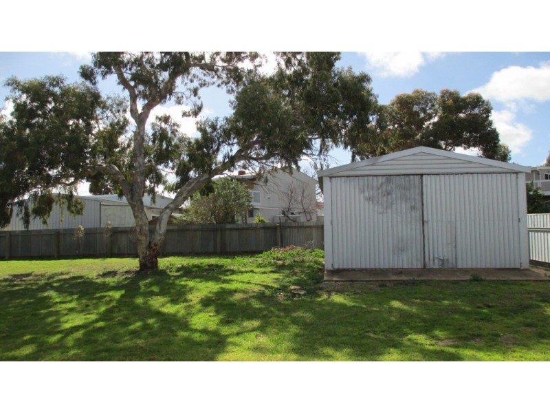 11 Percy Street, Moonta Bay SA 5558