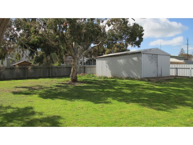 11 Percy Street, Moonta Bay SA 5558